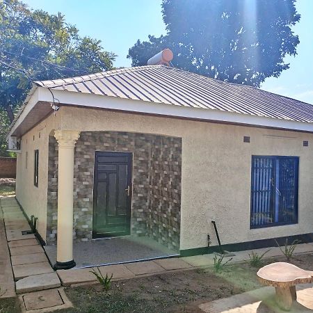 Matt Bed And Breakfast Lilongwe Exterior photo