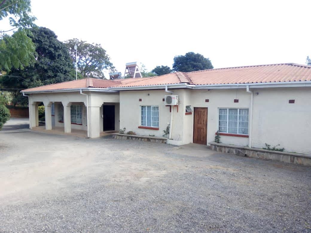 Matt Bed And Breakfast Lilongwe Exterior photo